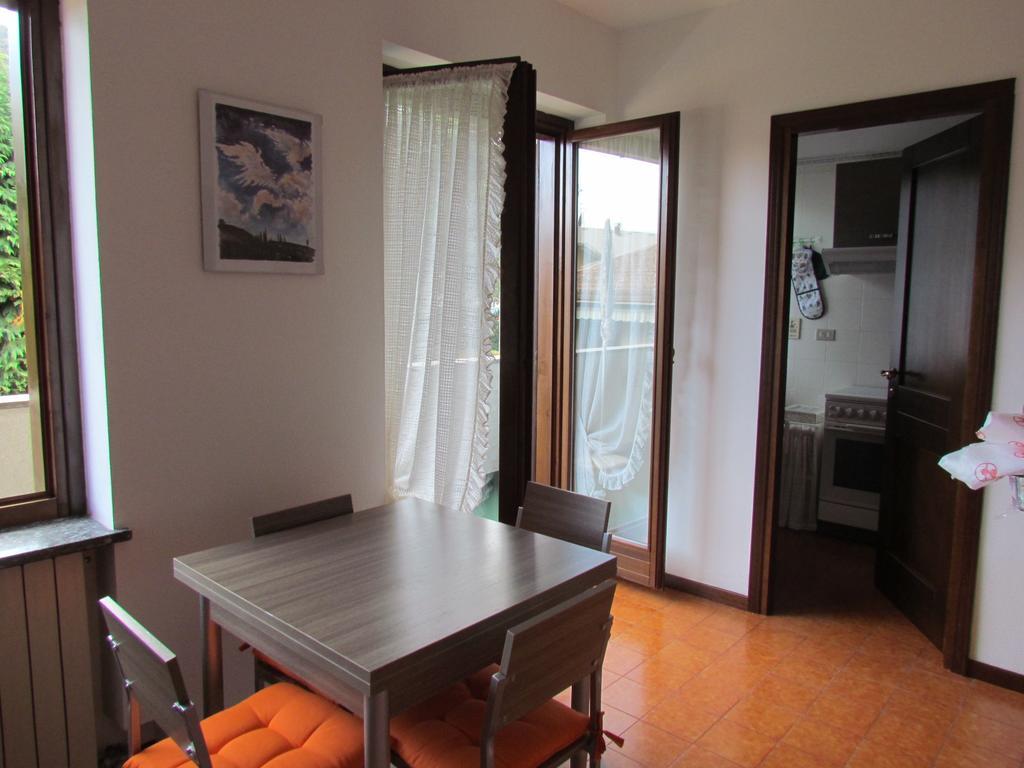Appartamento Bilocale Dante Stresa Zimmer foto